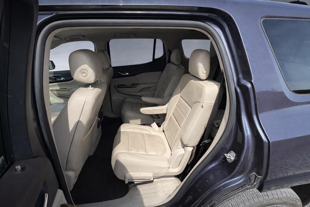 GMC Acadia Denali AWD 2019