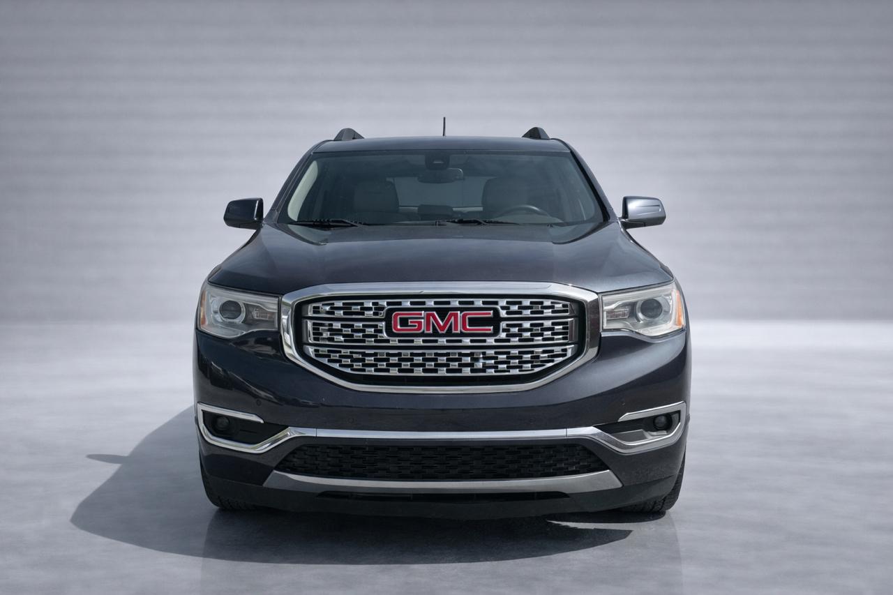 GMC Acadia Denali AWD 2019