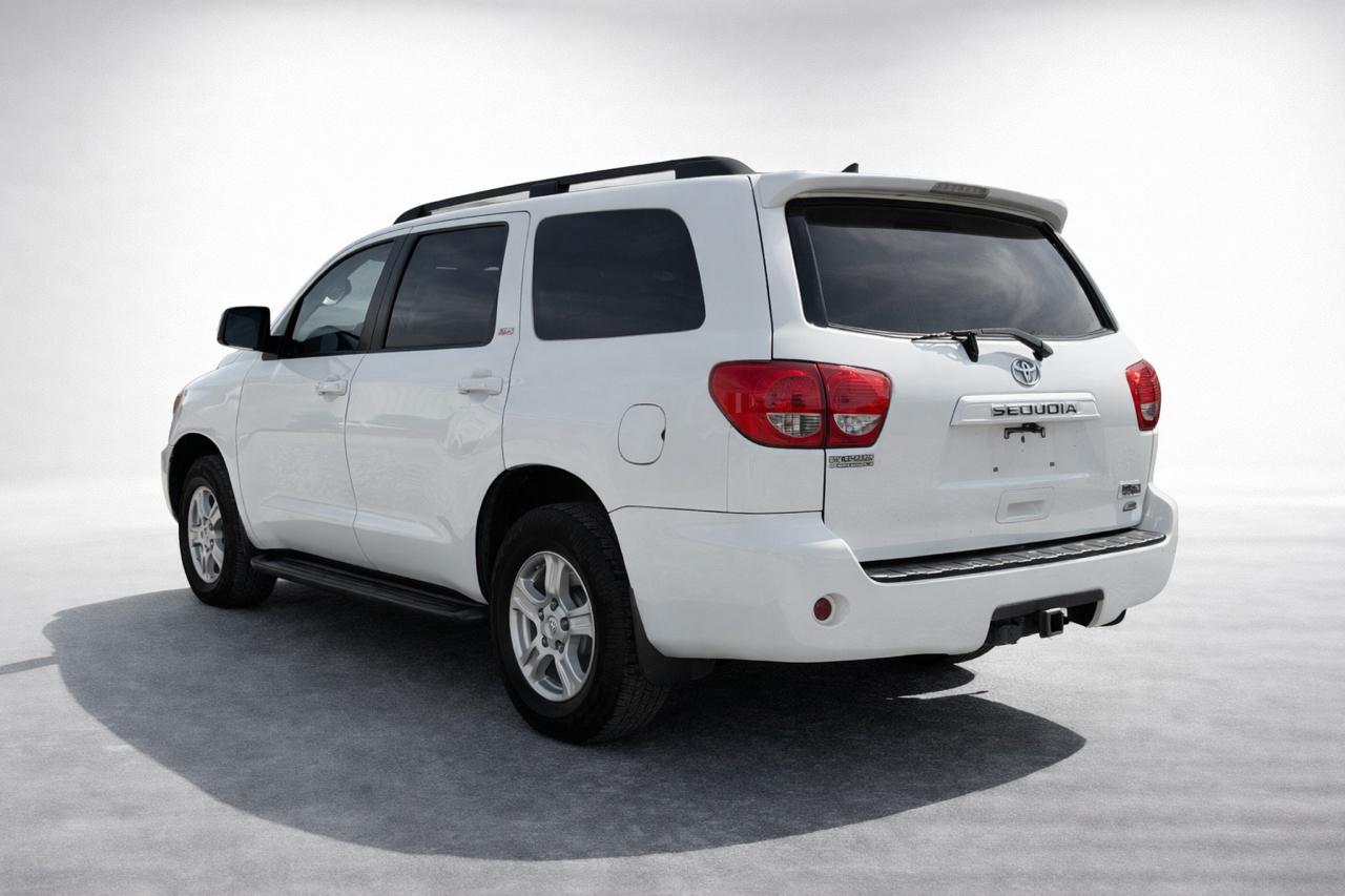 Toyota Sequoia SR5 4WD 2012