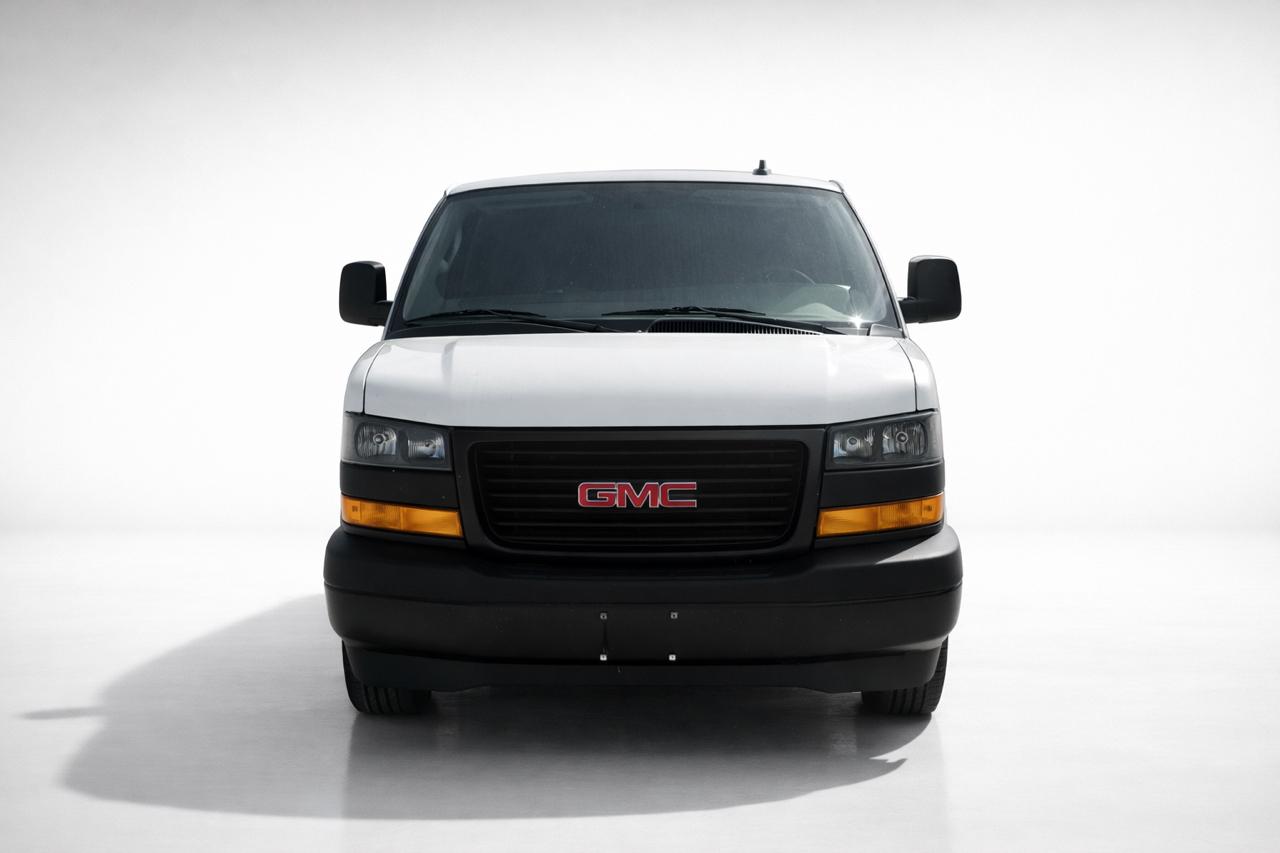 GMC Savana Cargo Van RWD 2500 135" 2021