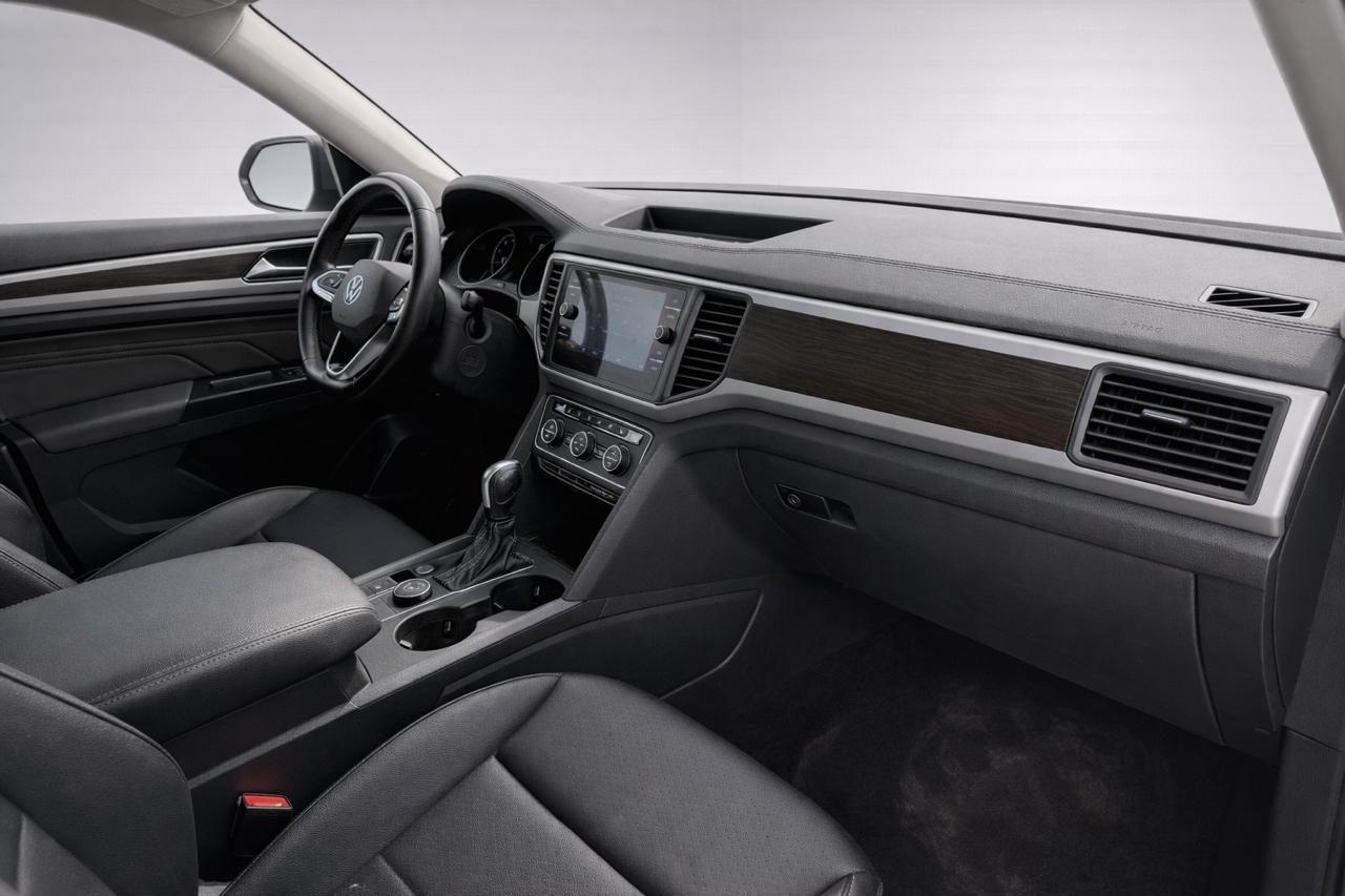 Volkswagen Atlas 3.6L V6 SE w/Technology 4MOTION 2021