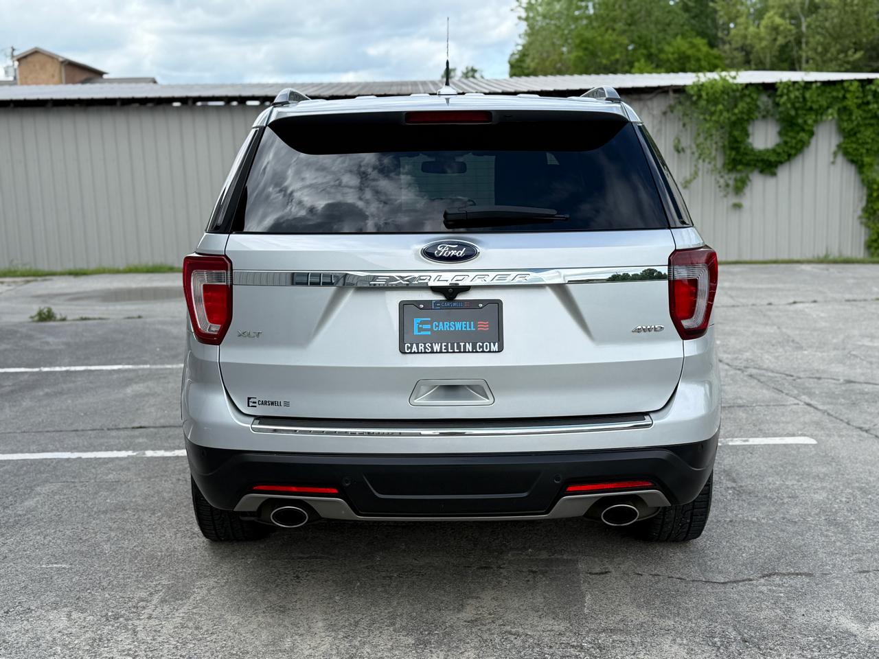 Ford Explorer XLT 4WD 2018