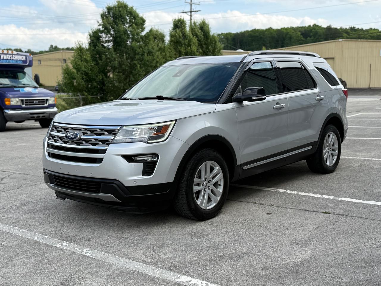 Ford Explorer XLT 4WD 2018