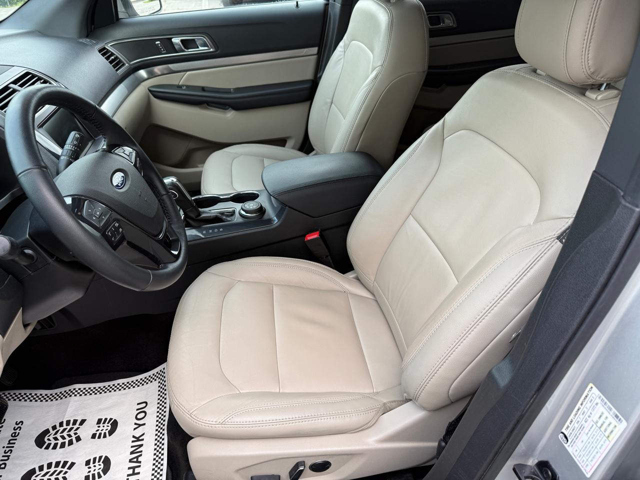 Ford Explorer XLT 4WD 2018
