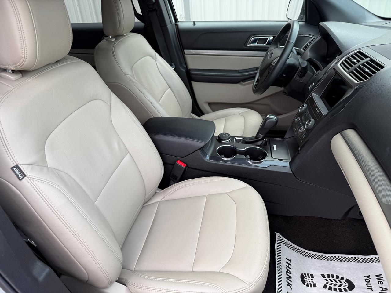 Ford Explorer XLT 4WD 2018