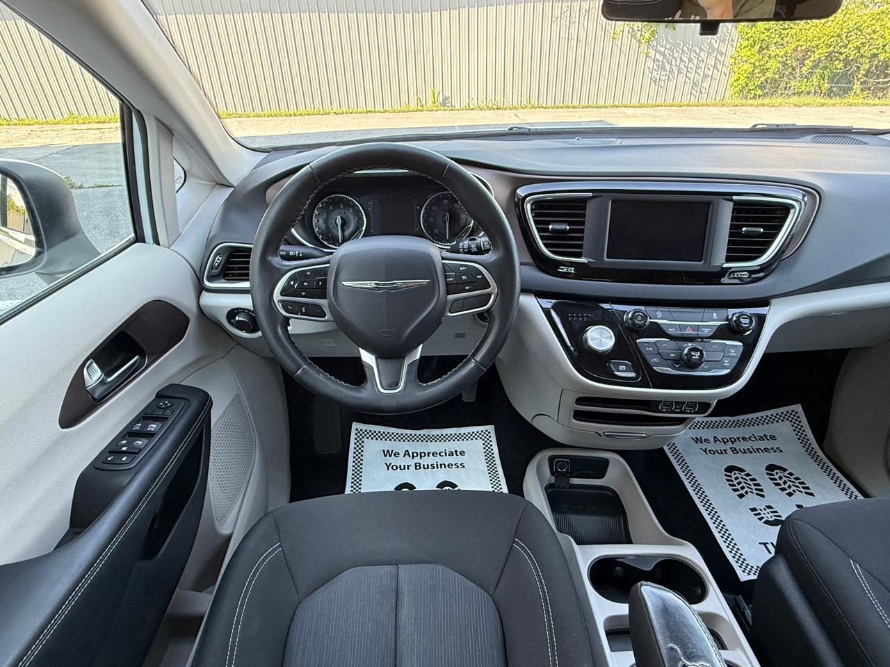 Chrysler Voyager  2022