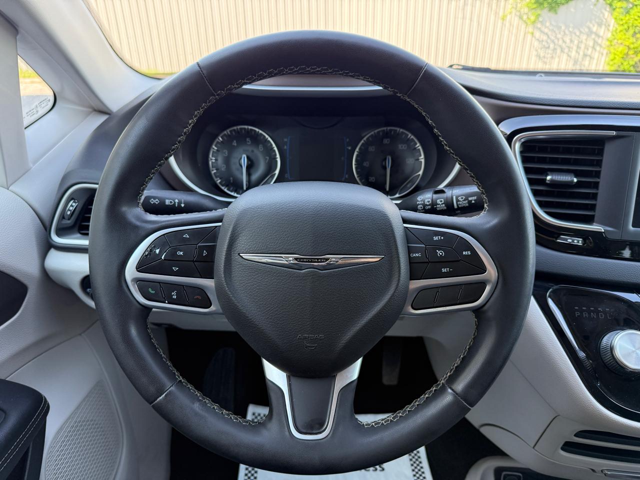 Chrysler Voyager  2022