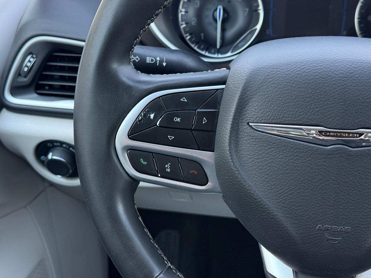 Chrysler Voyager  2022