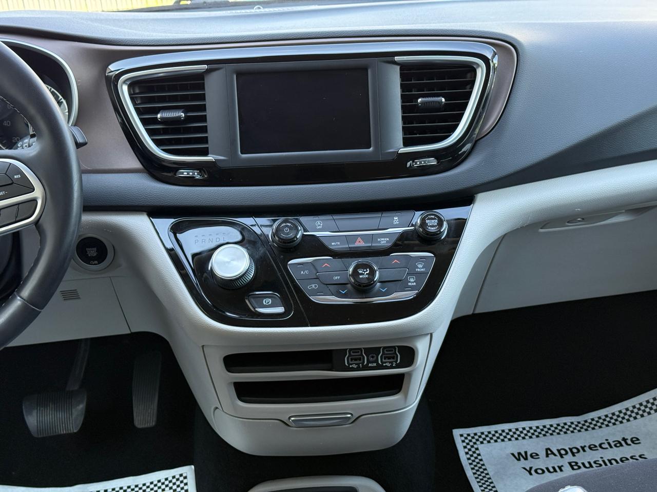 Chrysler Voyager  2022