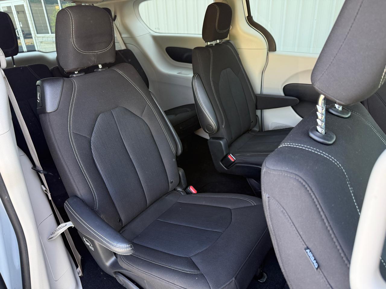 Chrysler Voyager  2022