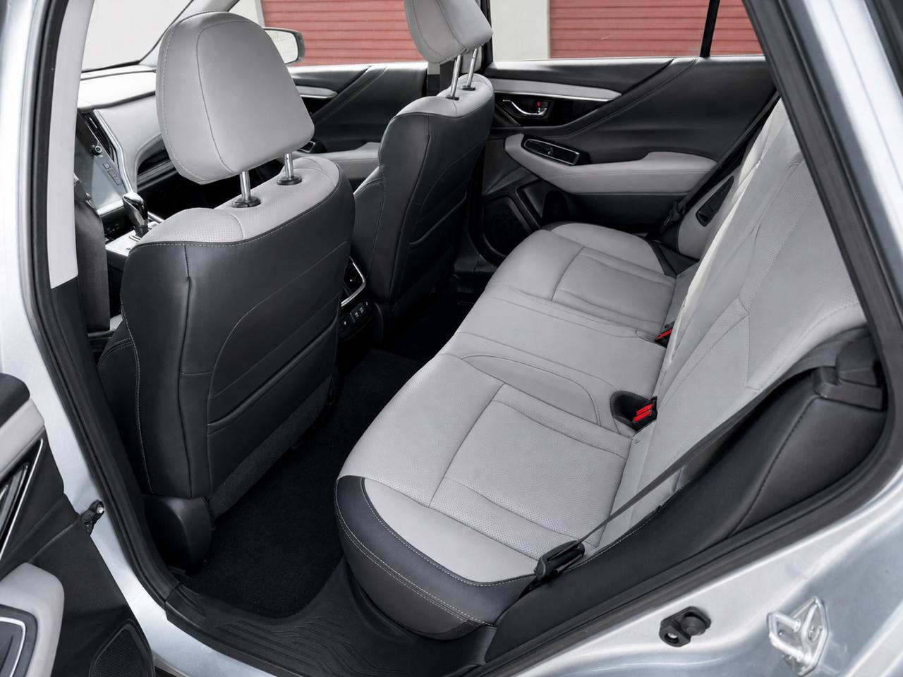 Subaru Outback  2022