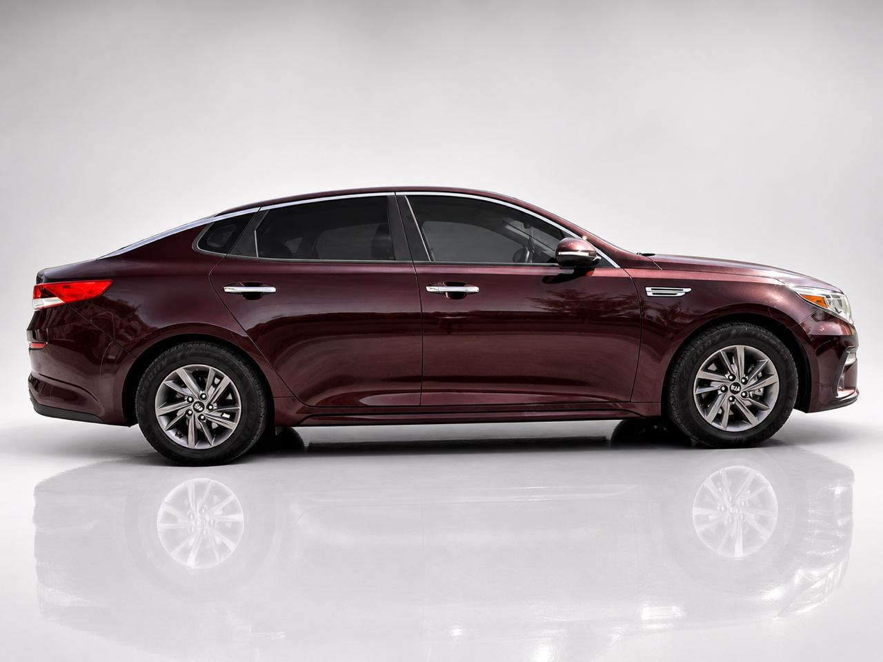 Kia Optima  2020