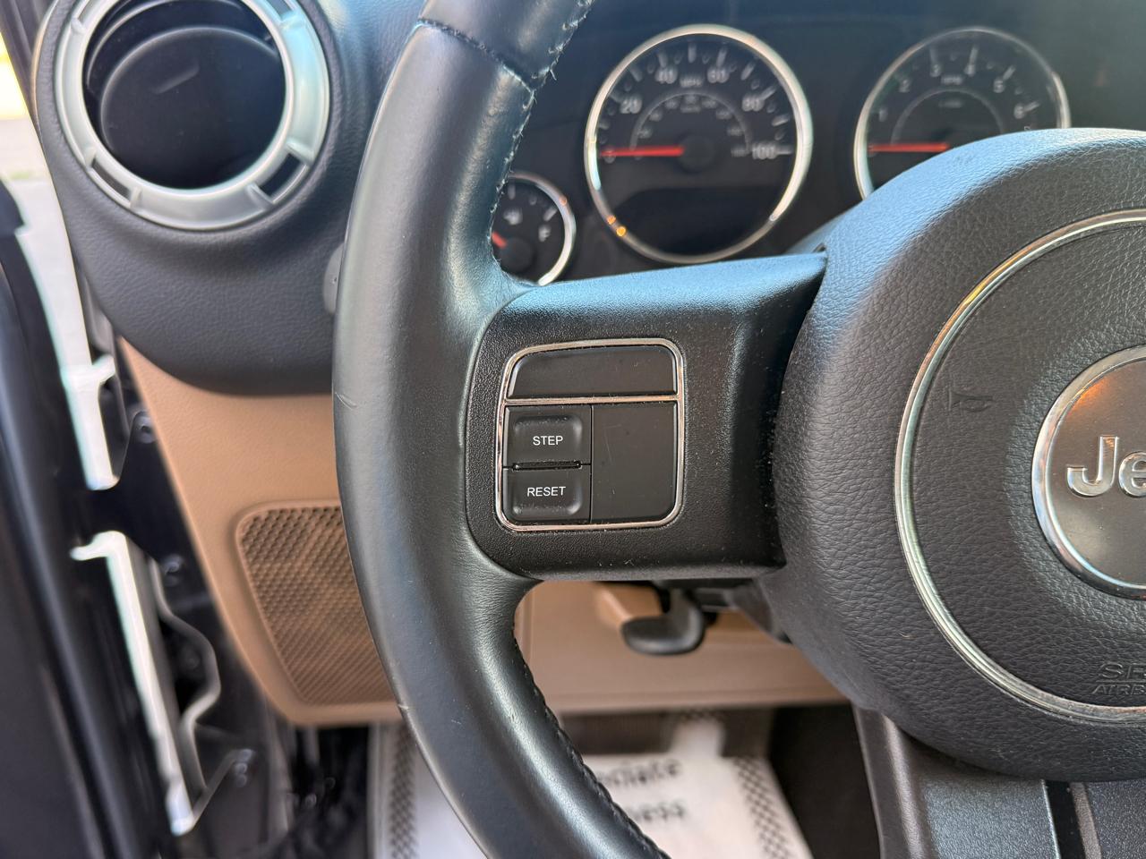 Jeep Wrangler  2014