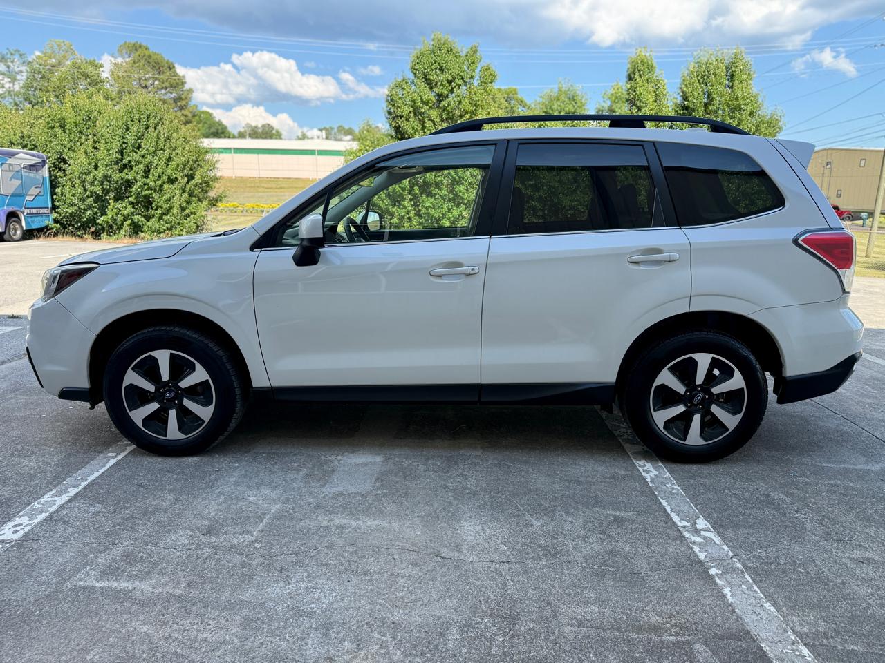 Subaru Forester  2017