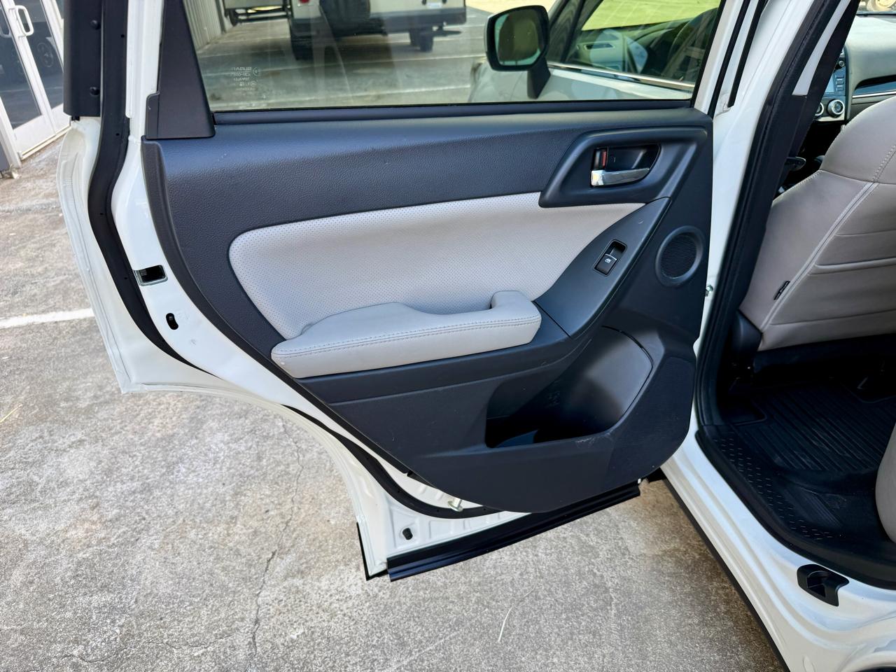 Subaru Forester  2017