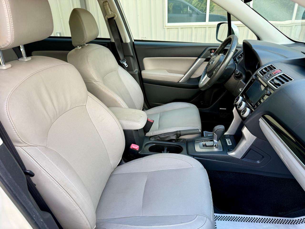 Subaru Forester  2017