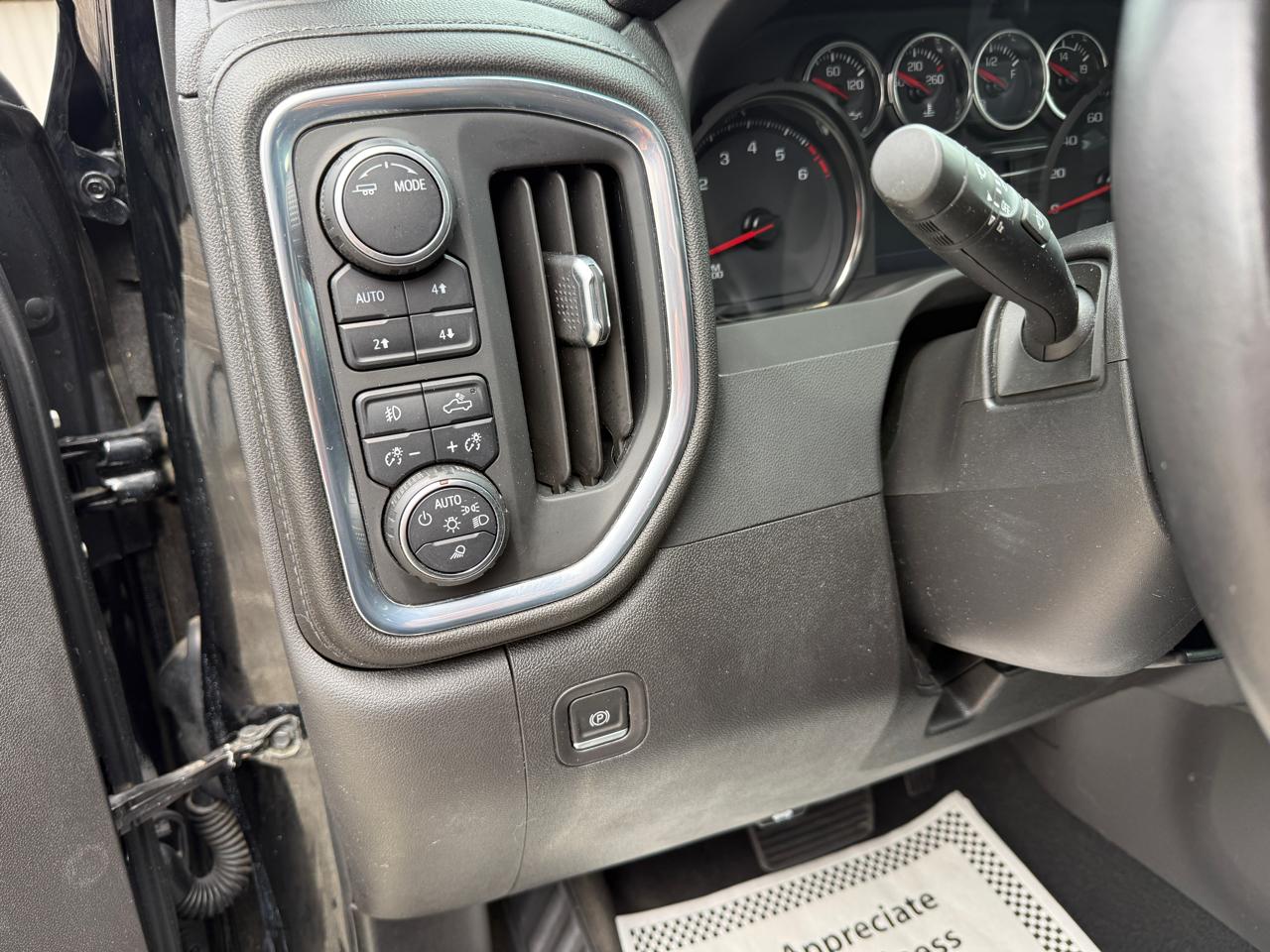 Chevrolet Silverado 1500 LTD  2022