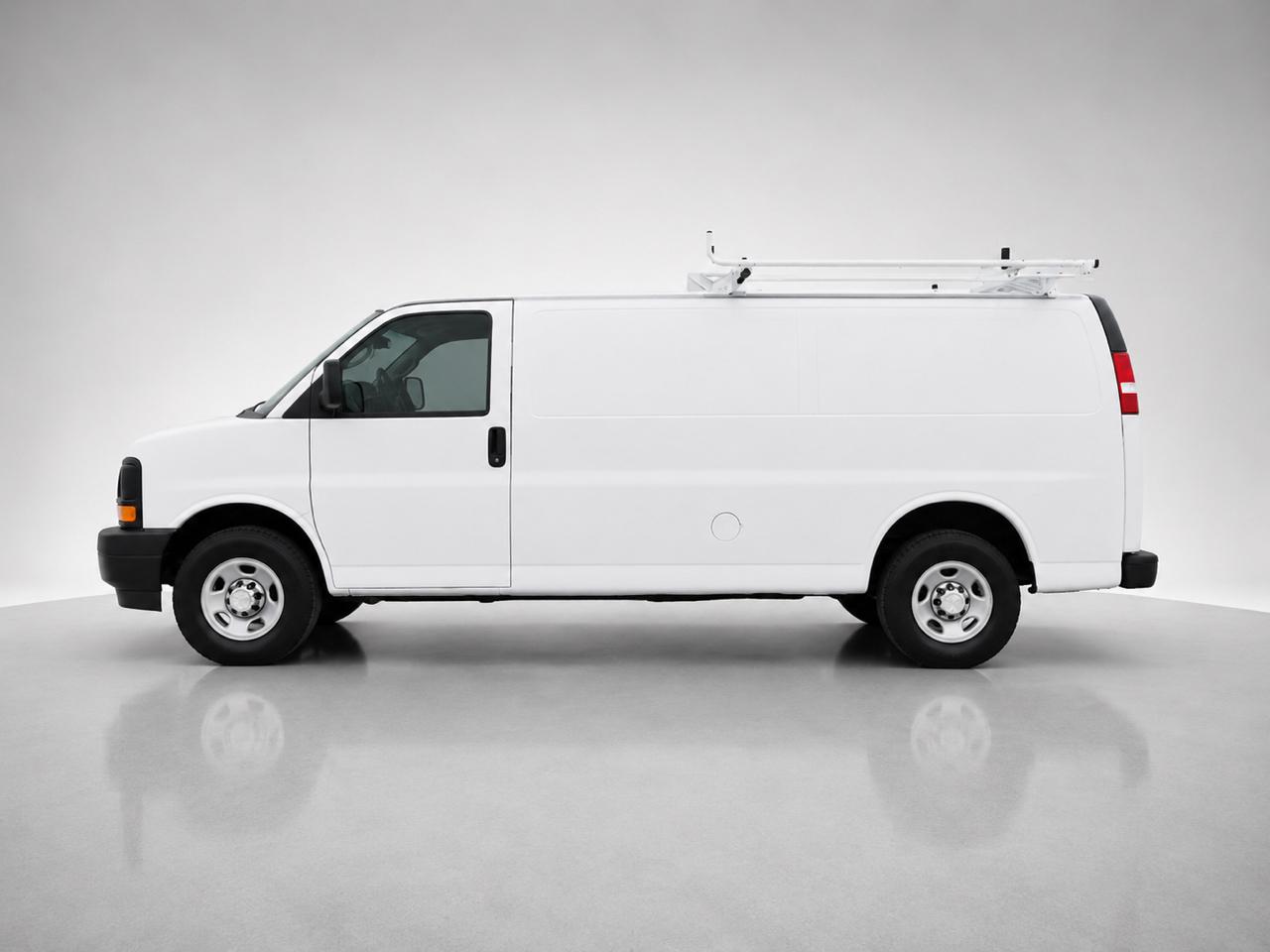 Chevrolet Express Cargo Van RWD 2500 155" 2017