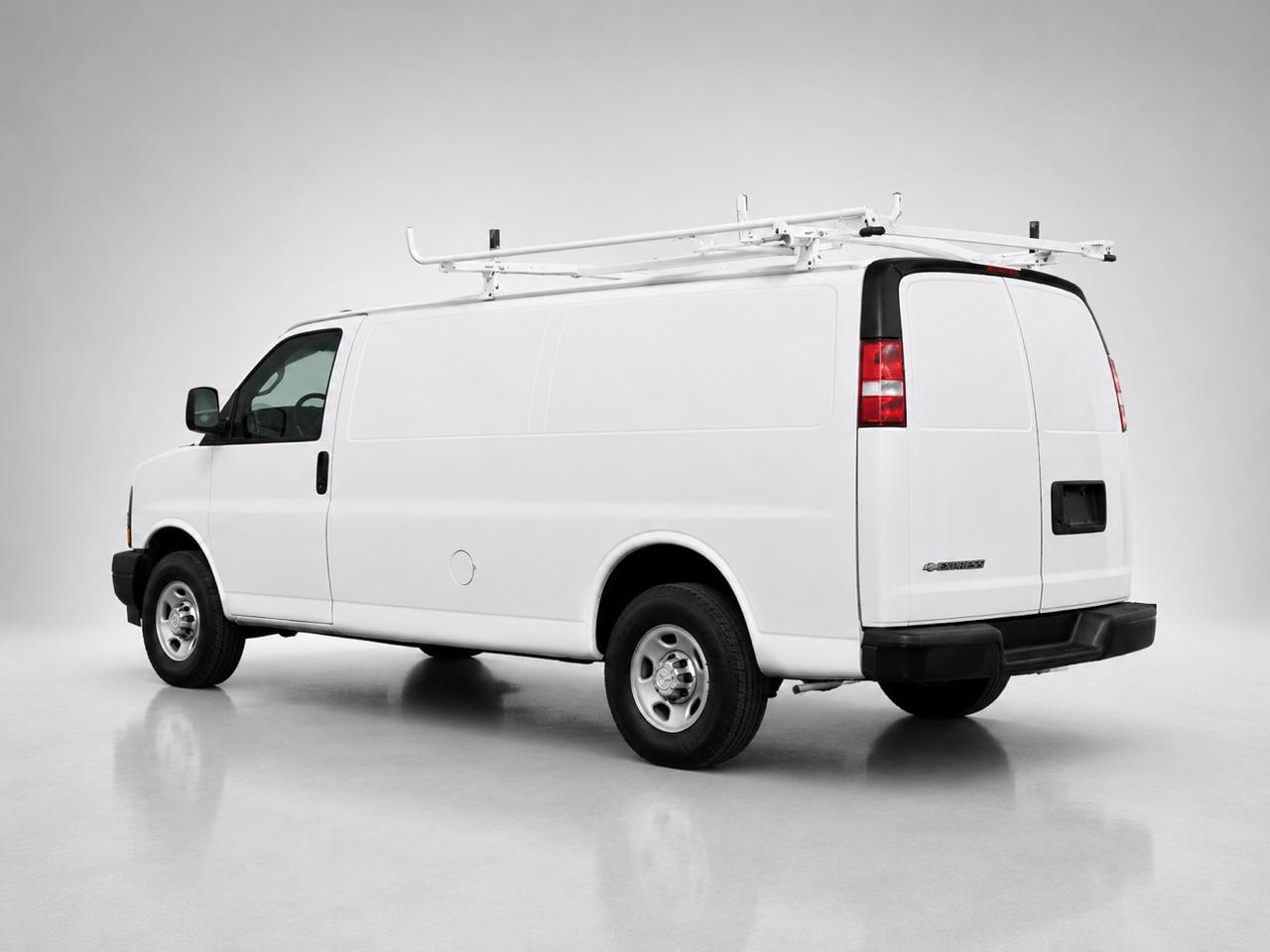 Chevrolet Express Cargo Van RWD 2500 155" 2017