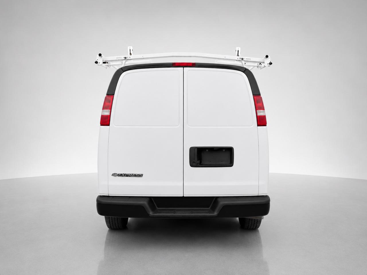 Chevrolet Express Cargo Van RWD 2500 155" 2017