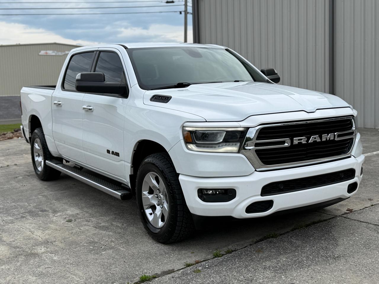 RAM 1500 Big Horn/Lone Star 4x4 Crew Cab 5'7" Box 2019