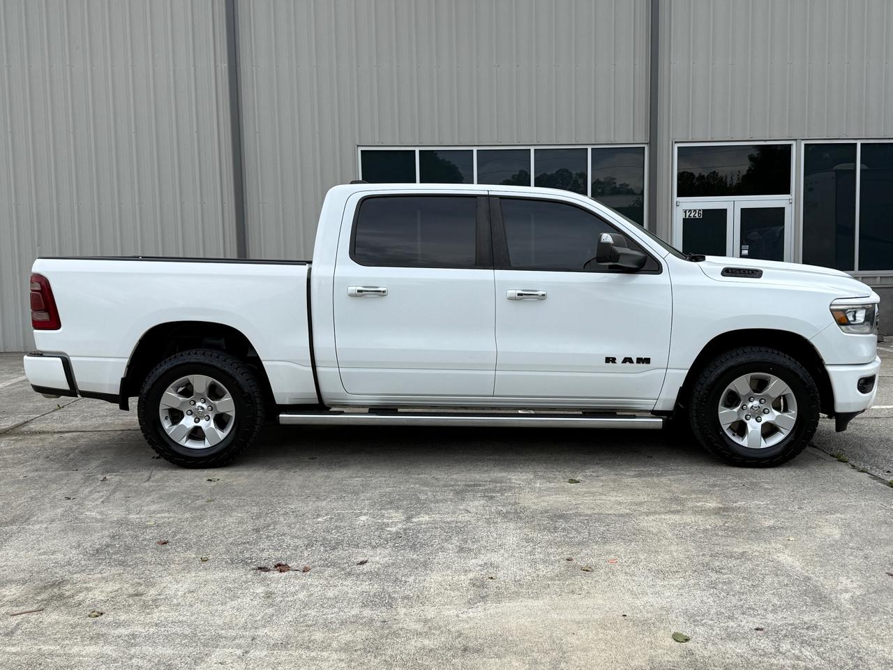 RAM 1500 Big Horn/Lone Star 4x4 Crew Cab 5'7" Box 2019