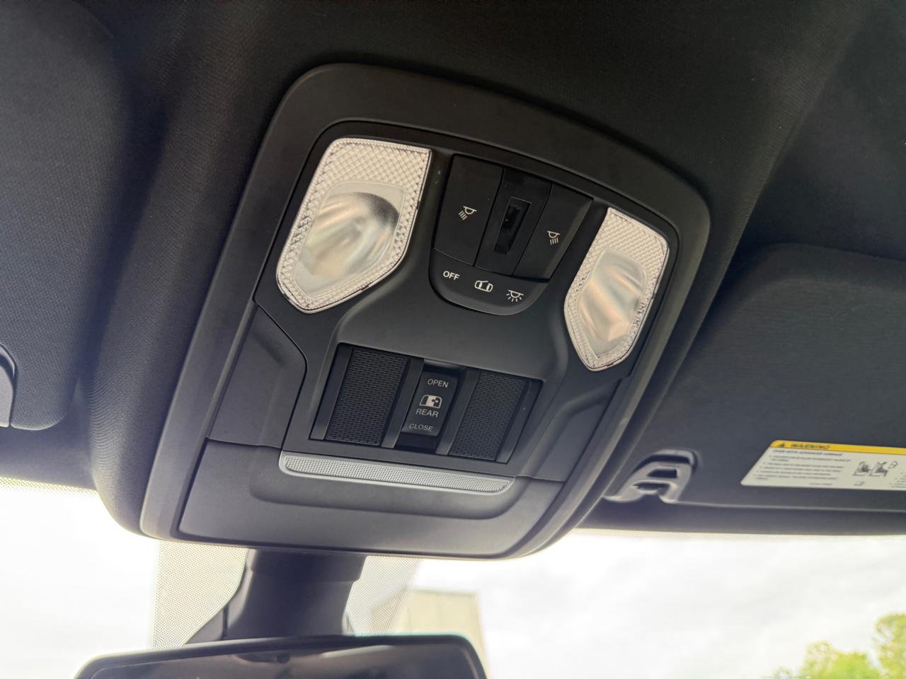 RAM 1500 Big Horn/Lone Star 4x4 Crew Cab 5'7" Box 2019