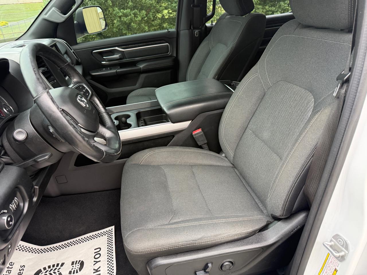 RAM 1500 Big Horn/Lone Star 4x4 Crew Cab 5'7" Box 2019