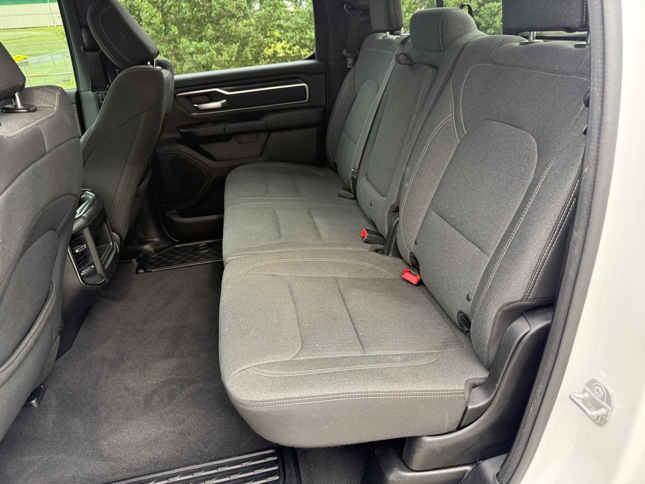 RAM 1500 Big Horn/Lone Star 4x4 Crew Cab 5'7" Box 2019
