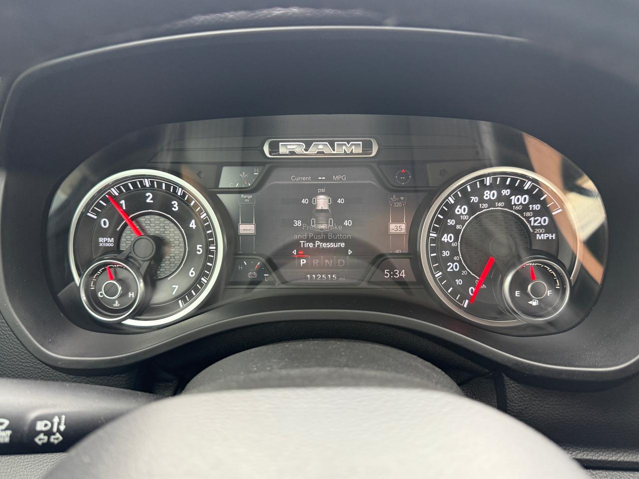 RAM 1500 Big Horn/Lone Star 4x4 Crew Cab 5'7" Box 2019