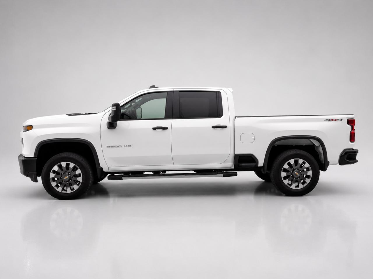 Chevrolet Silverado 2500HD 4WD Crew Cab 159" Custom 2021