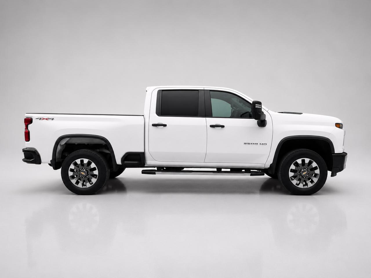Chevrolet Silverado 2500HD 4WD Crew Cab 159" Custom 2021