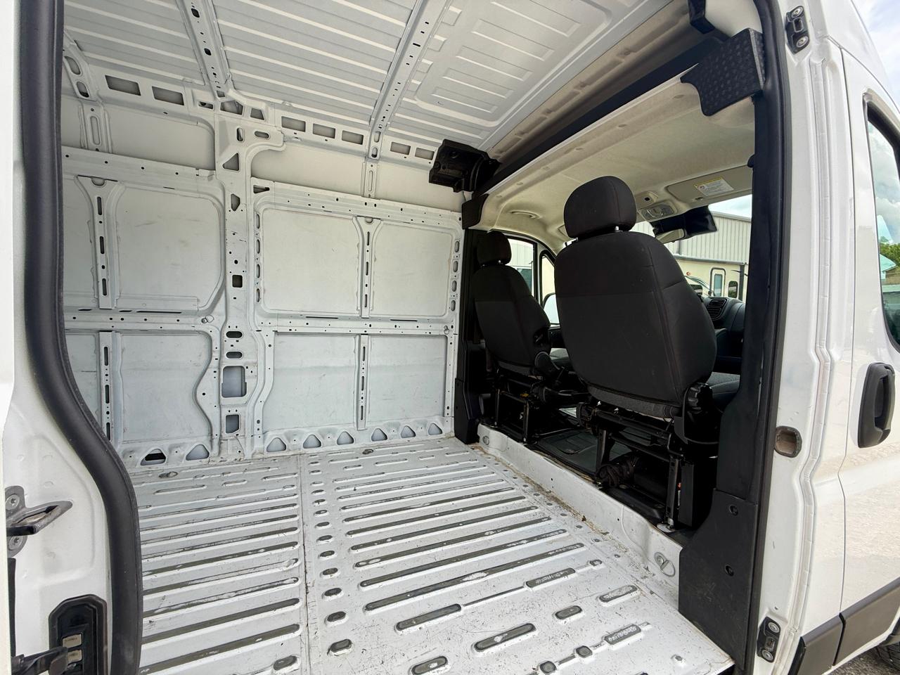 RAM ProMaster Cargo Van  2023
