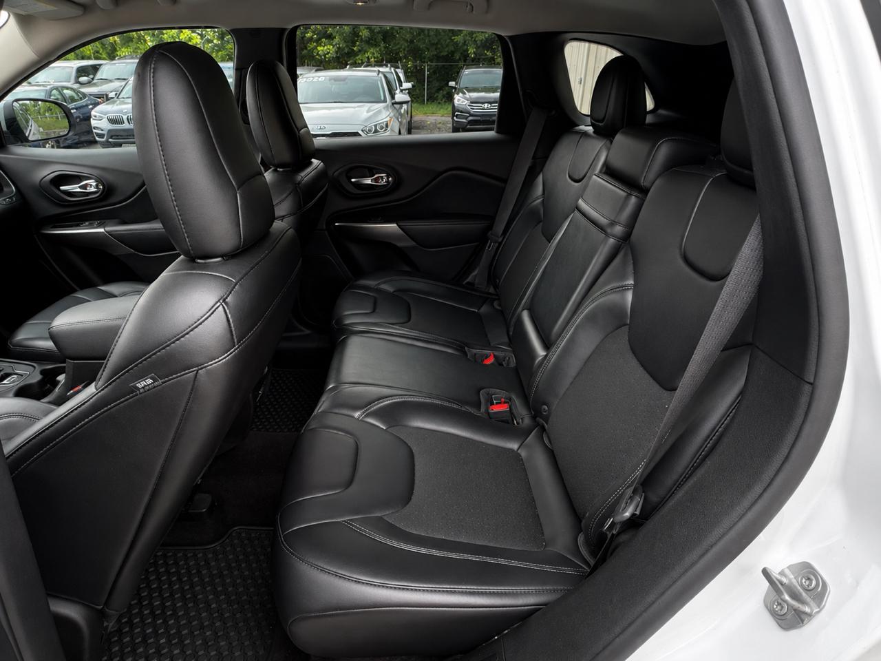 Jeep Cherokee Latitude Plus 4WD 2019