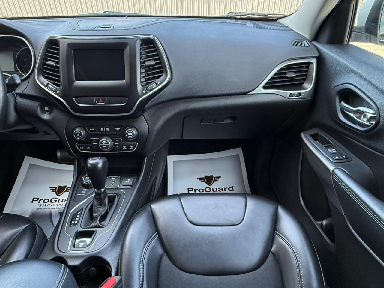 Jeep Cherokee Latitude Plus 4WD 2019
