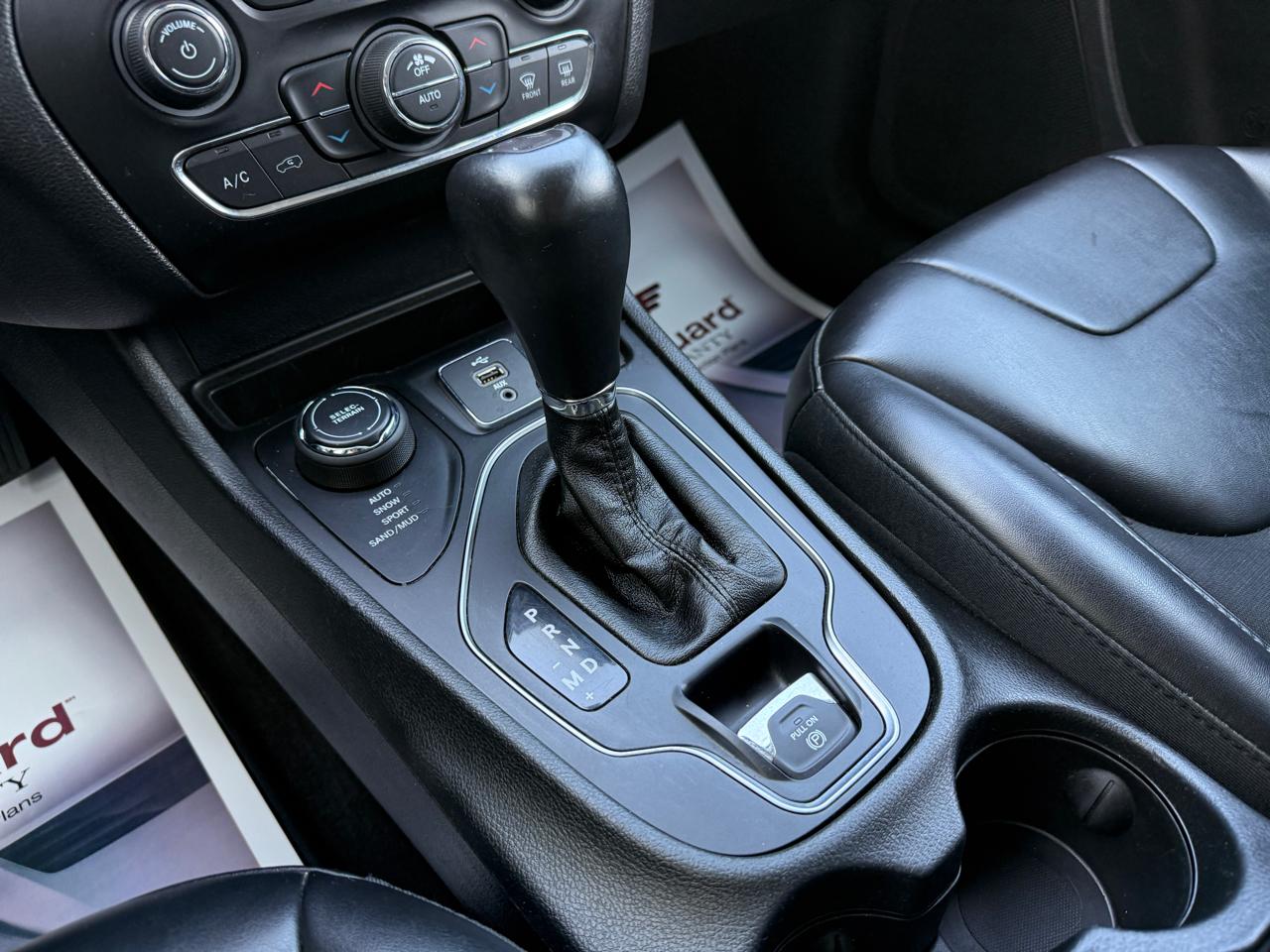 Jeep Cherokee Latitude Plus 4WD 2019