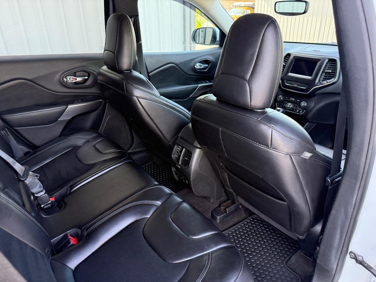 Jeep Cherokee Latitude Plus 4WD 2019