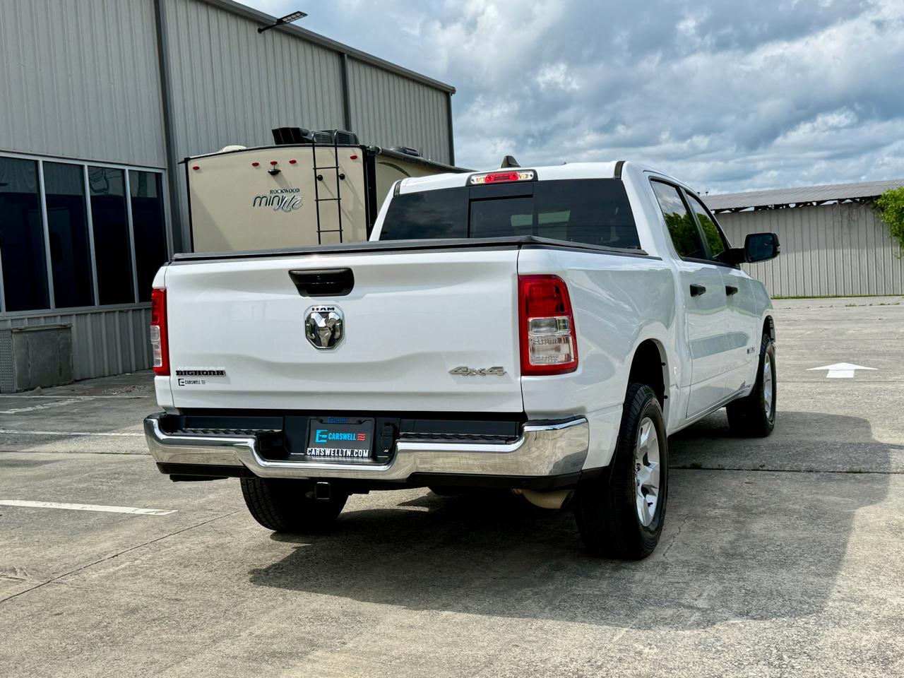 RAM 1500 Big Horn 4x4 Crew Cab 5'7" Box 2023