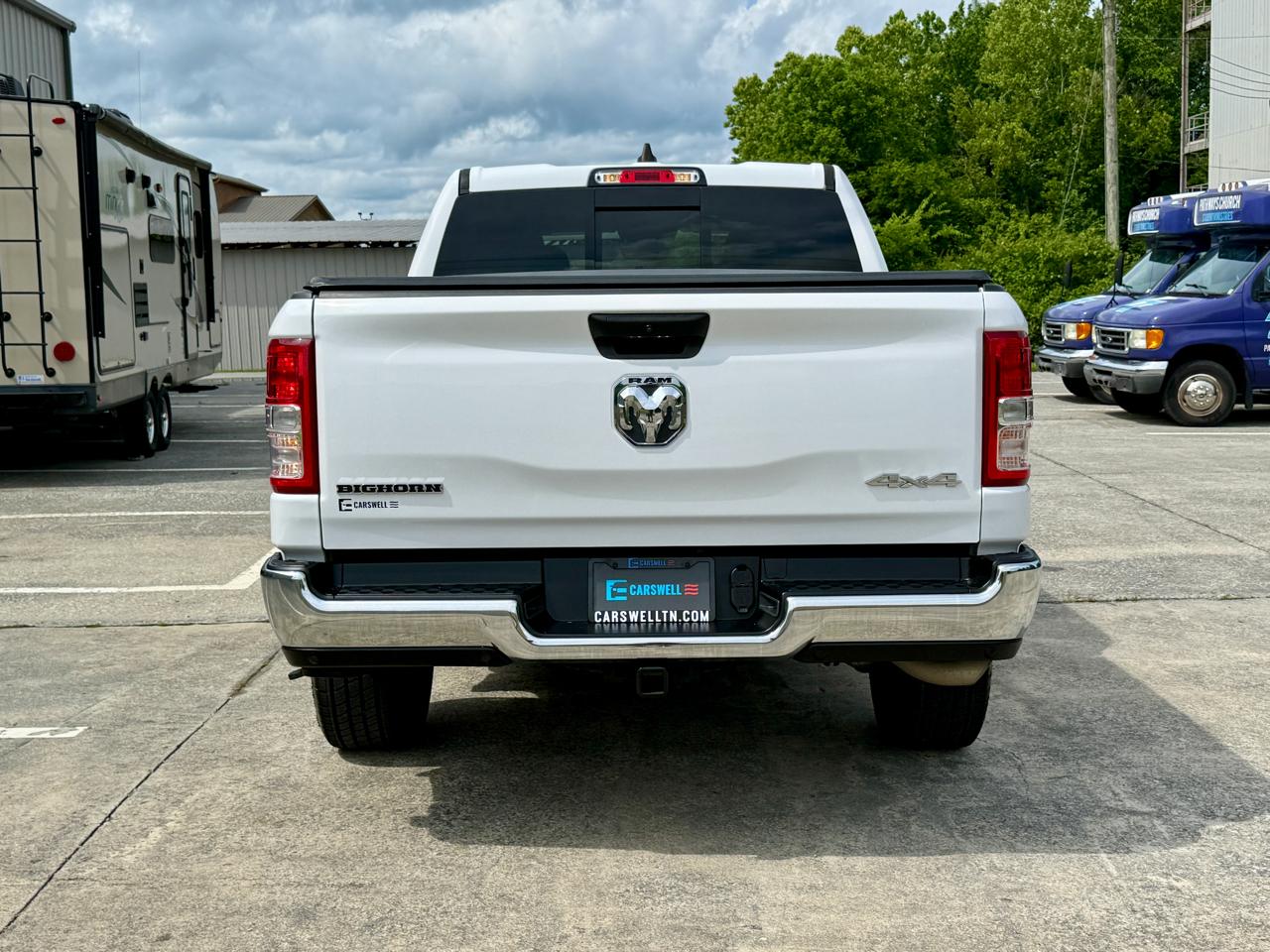 RAM 1500 Big Horn 4x4 Crew Cab 5'7" Box 2023
