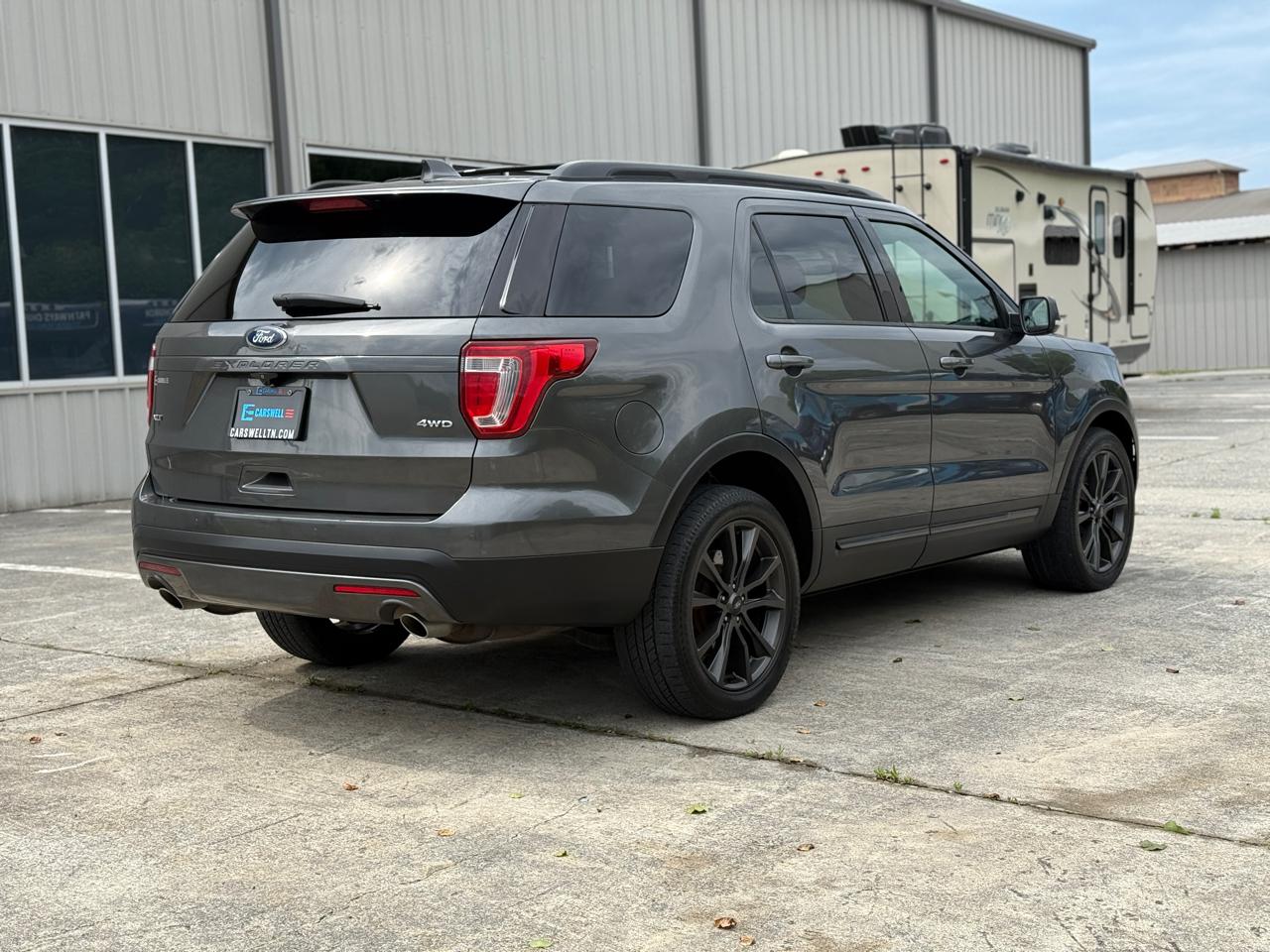 Ford Explorer XLT 4WD 2017