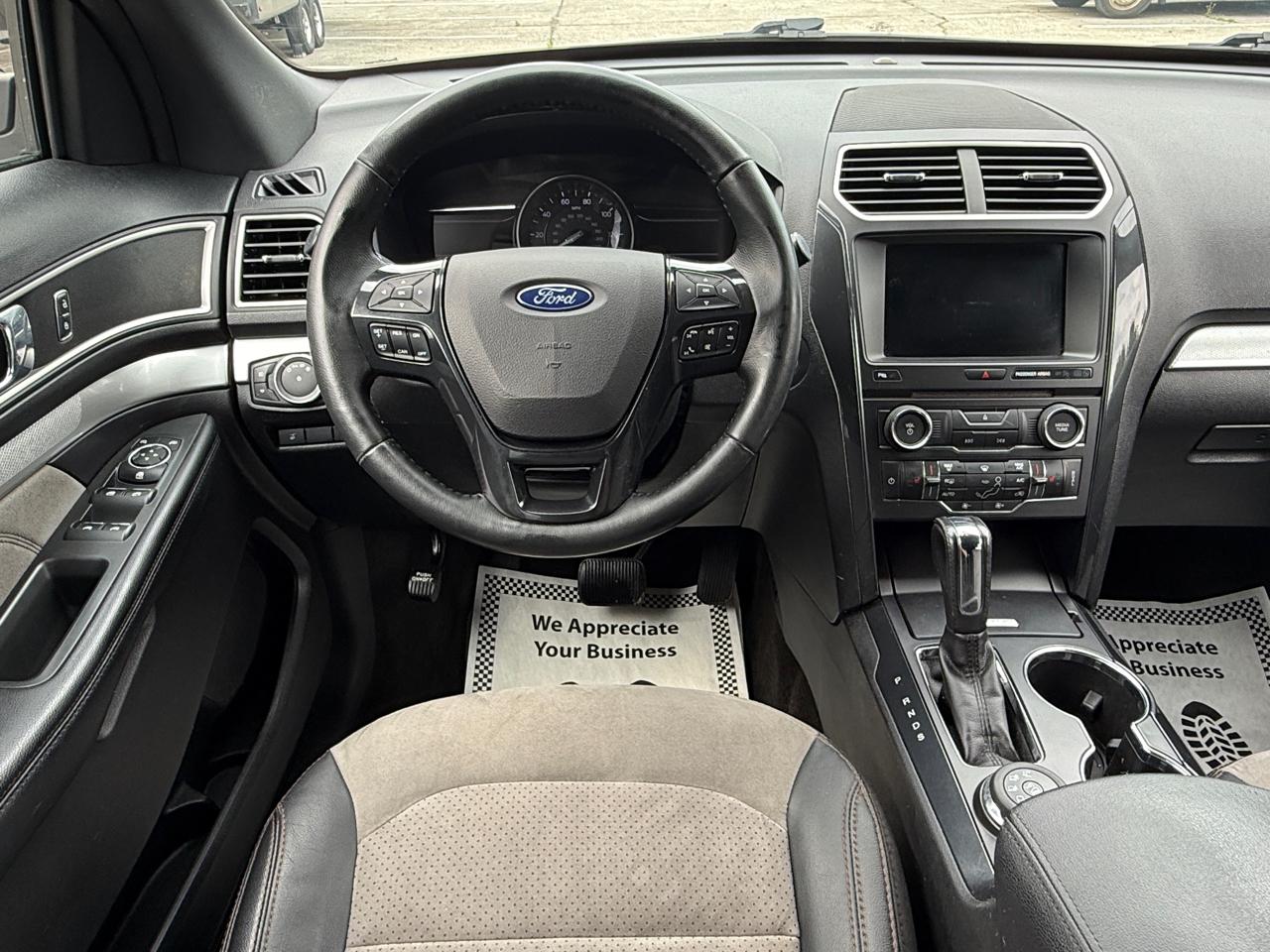 Ford Explorer XLT 4WD 2017
