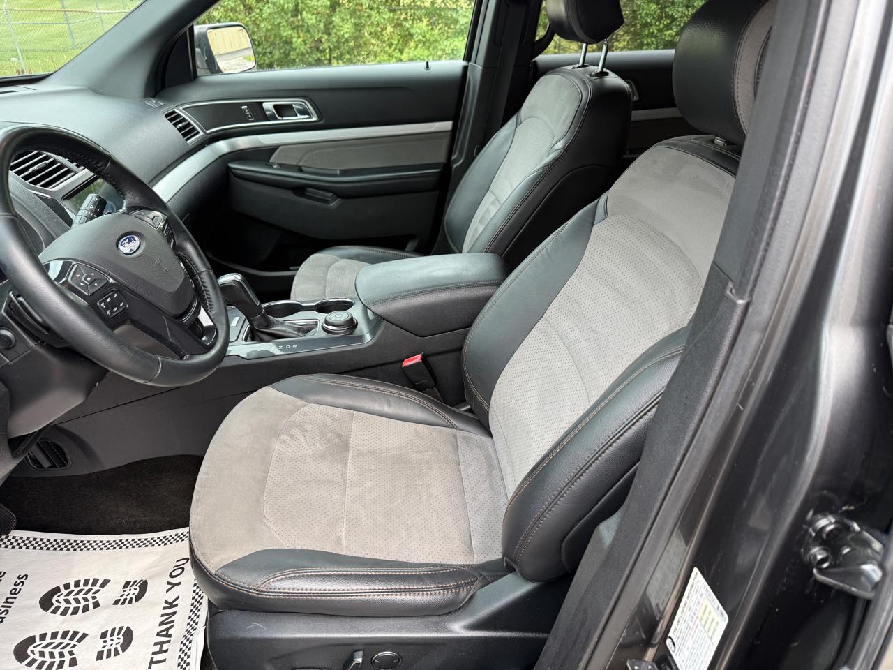 Ford Explorer XLT 4WD 2017