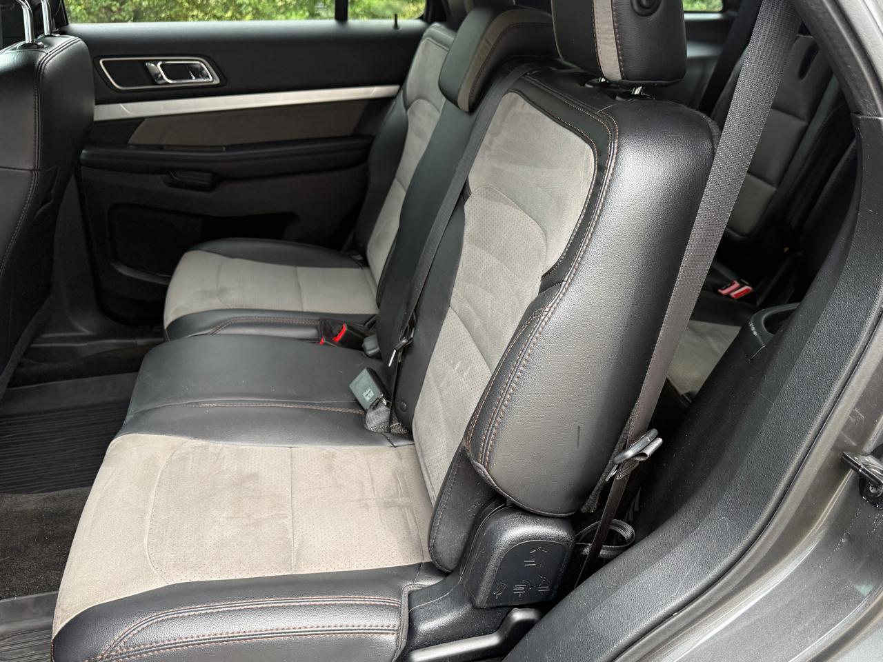 Ford Explorer XLT 4WD 2017