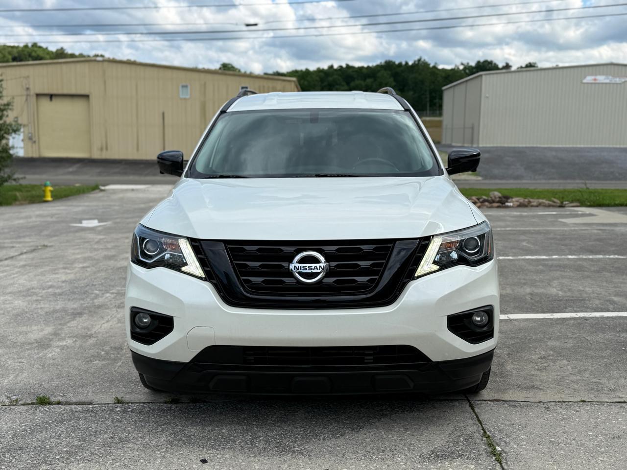 Nissan Pathfinder  2018