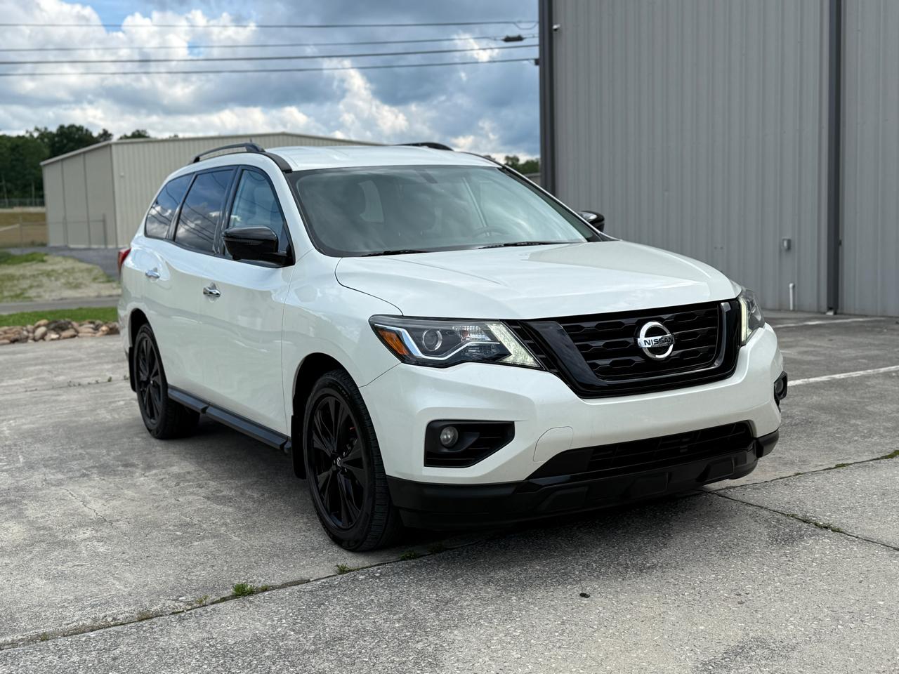 Nissan Pathfinder  2018