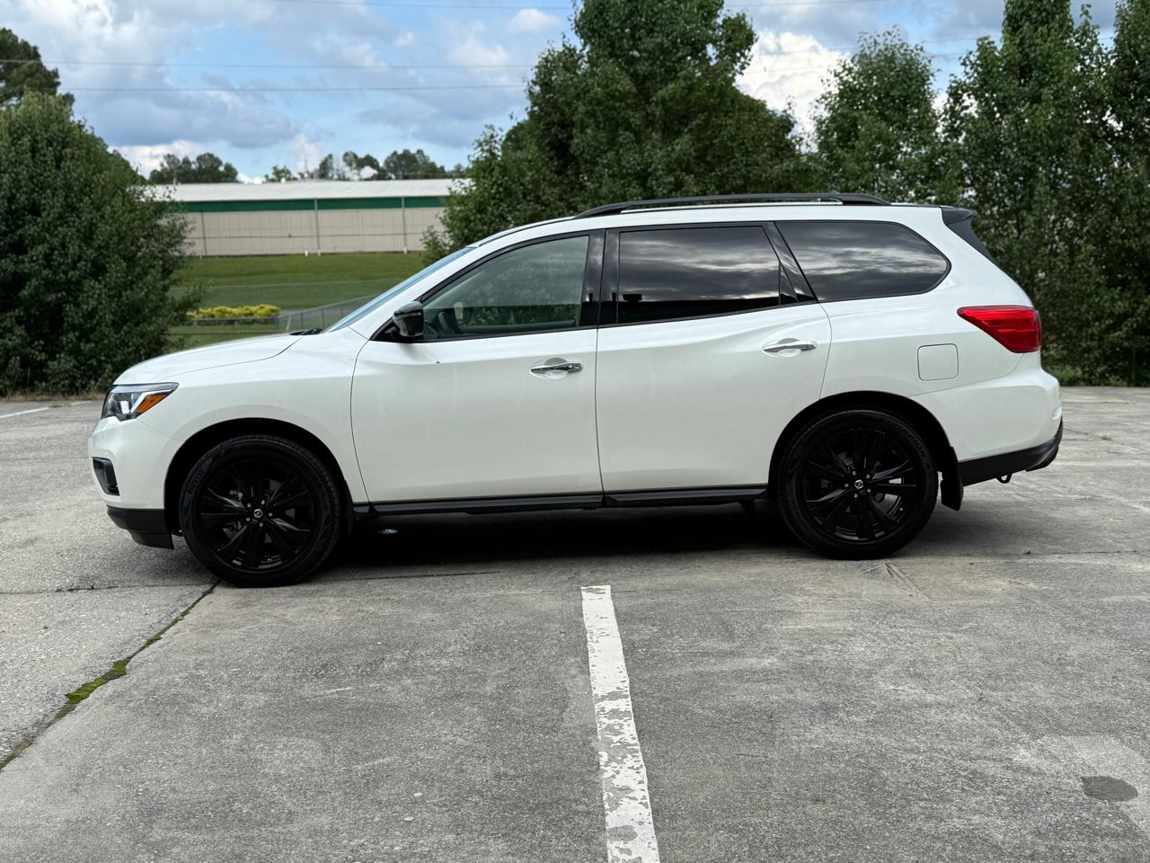 Nissan Pathfinder  2018