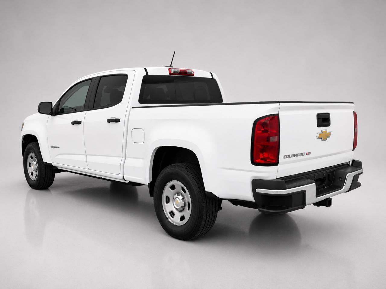 Chevrolet Colorado 2WD Crew Cab 140.5" WT 2017