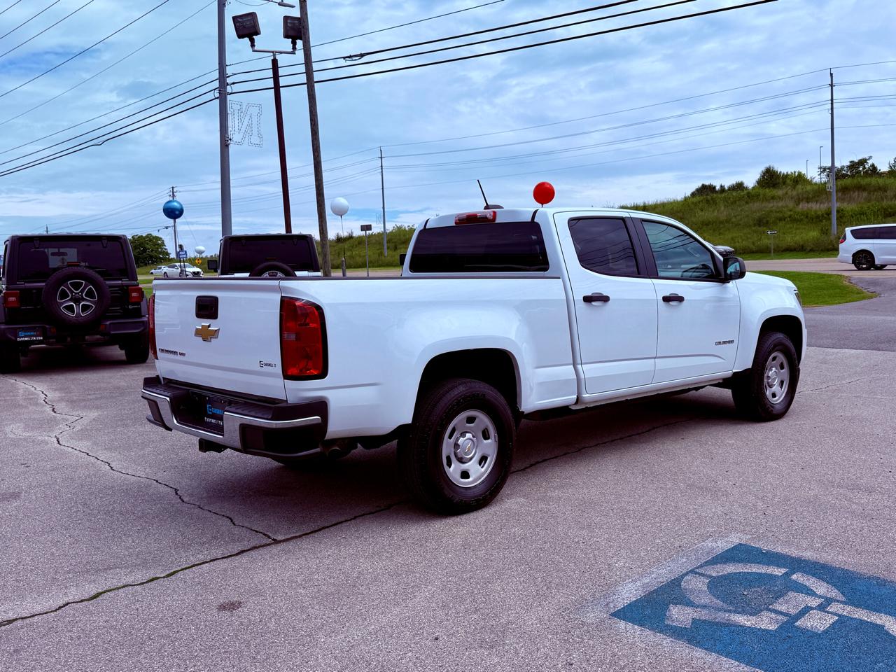 Chevrolet Colorado 2WD Crew Cab 140.5" WT 2017