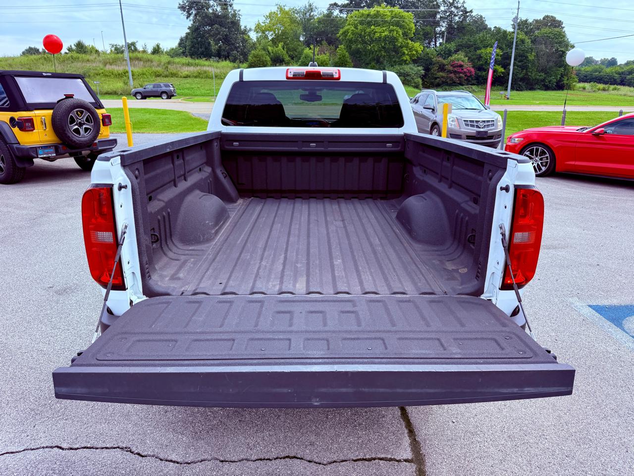 Chevrolet Colorado 2WD Crew Cab 140.5" WT 2017