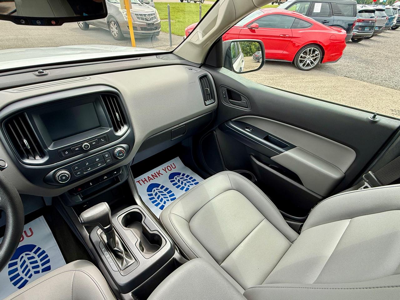 Chevrolet Colorado 2WD Crew Cab 140.5" WT 2017